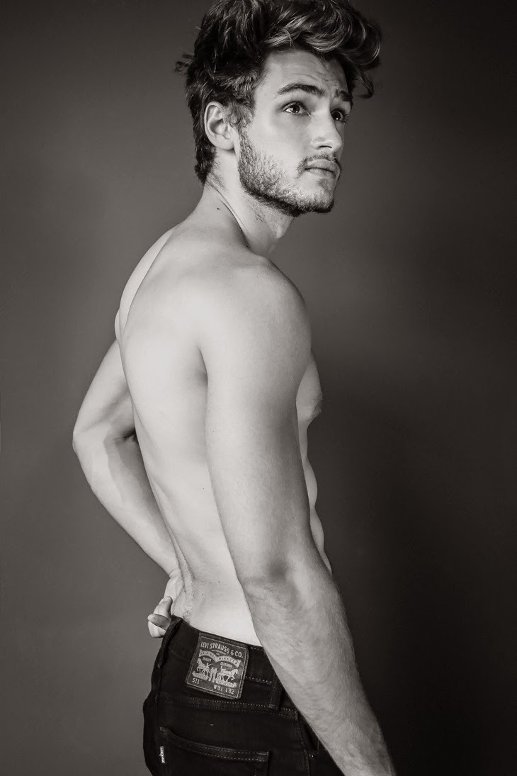 photos hommes nus 110