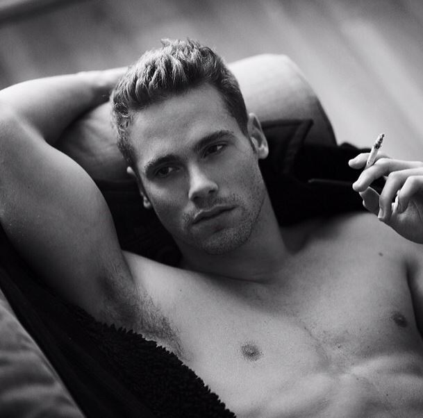 porno de beaux hommes sexy 069